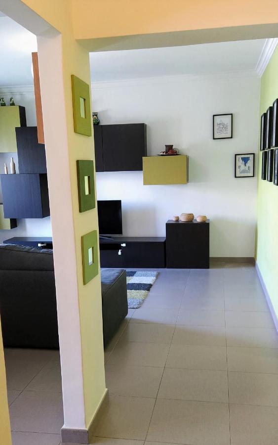 Large Apartment Near The Beach And Lisbon Costa da Caparica Exterior photo