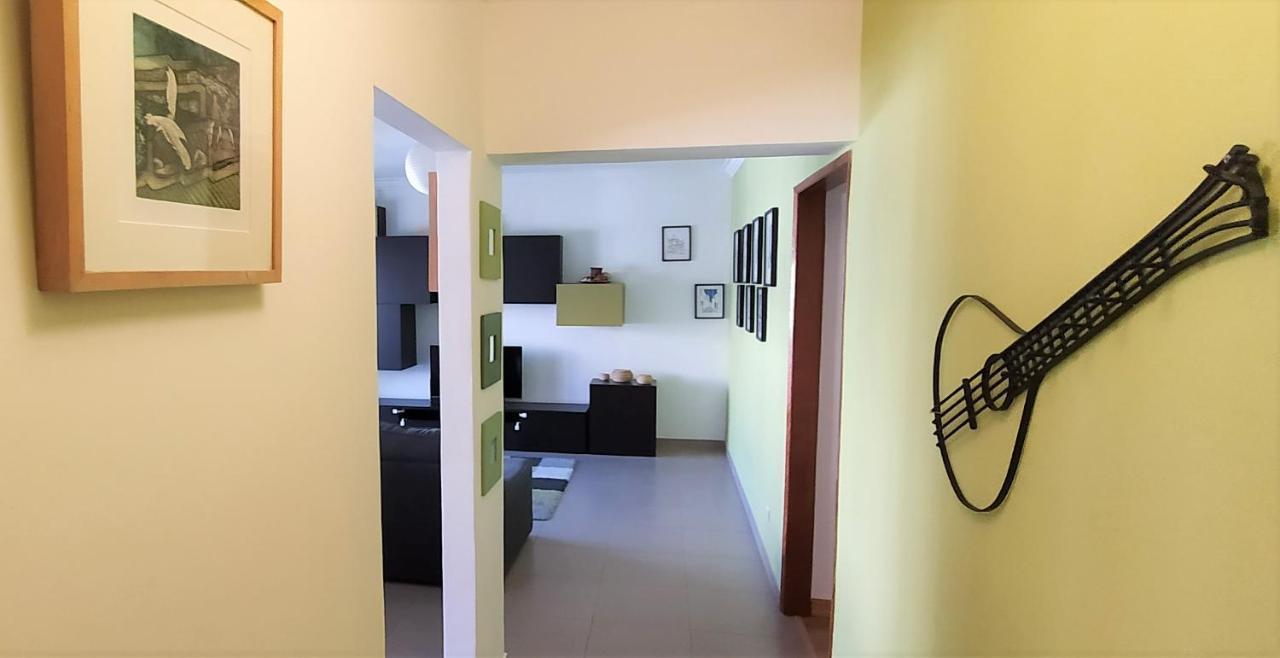 Large Apartment Near The Beach And Lisbon Costa da Caparica Exterior photo