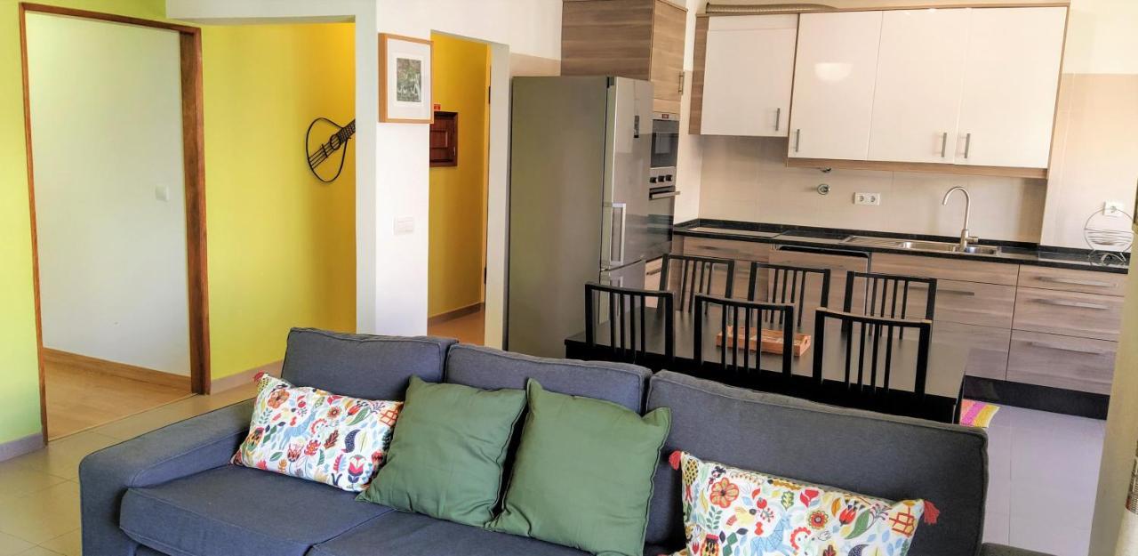 Large Apartment Near The Beach And Lisbon Costa da Caparica Exterior photo
